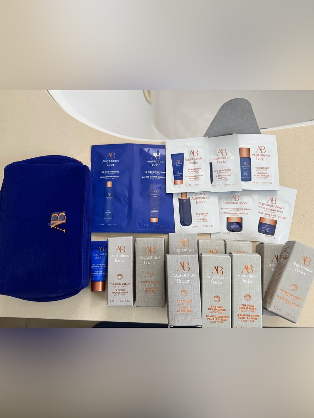 Augustinus Bader large deluxe sample pack with bag - 20 pieces